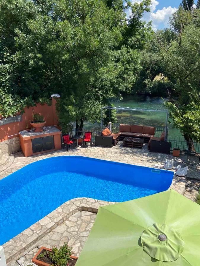 Private Riverside Villa Silvia Mostar Exterior photo